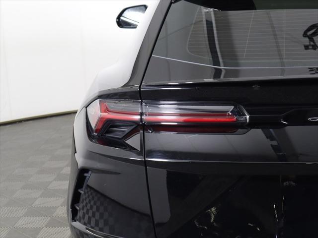 used 2022 Lamborghini Urus car, priced at $211,999