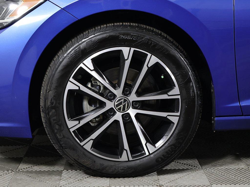 used 2024 Volkswagen Jetta car, priced at $17,495