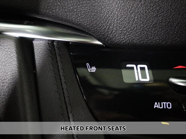 used 2023 Cadillac XT5 car, priced at $30,799