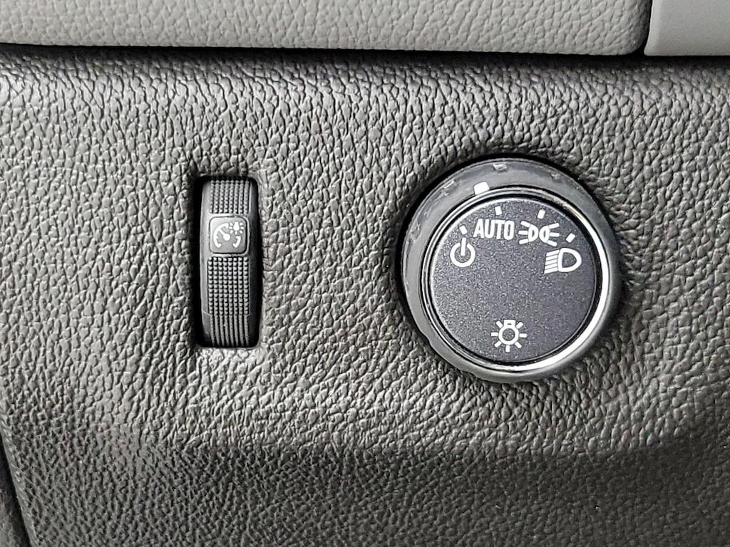 used 2022 Chevrolet Colorado car, priced at $24,998