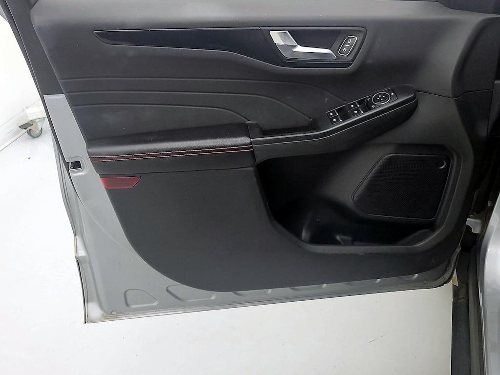 used 2023 Ford Escape car, priced at $20,998