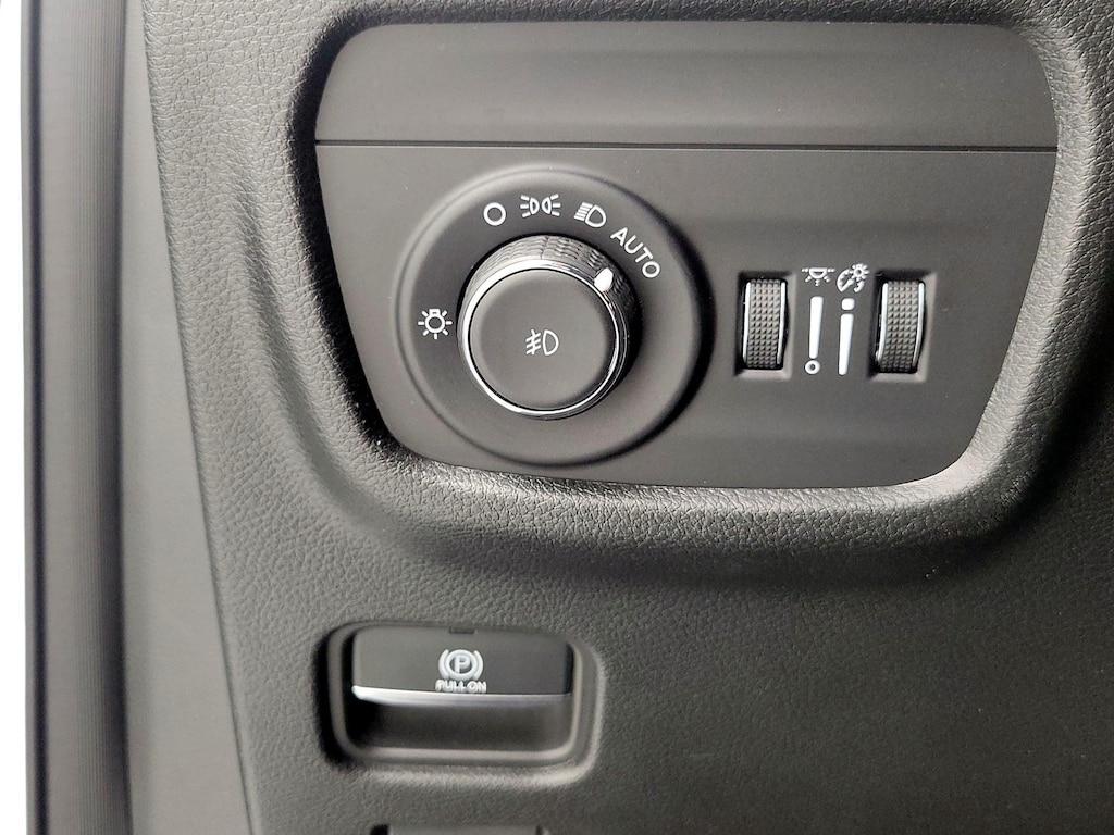 used 2023 Jeep Grand Cherokee L car, priced at $30,998