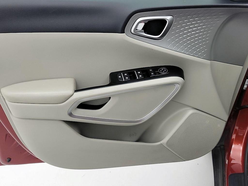 used 2021 Kia Soul car, priced at $15,998