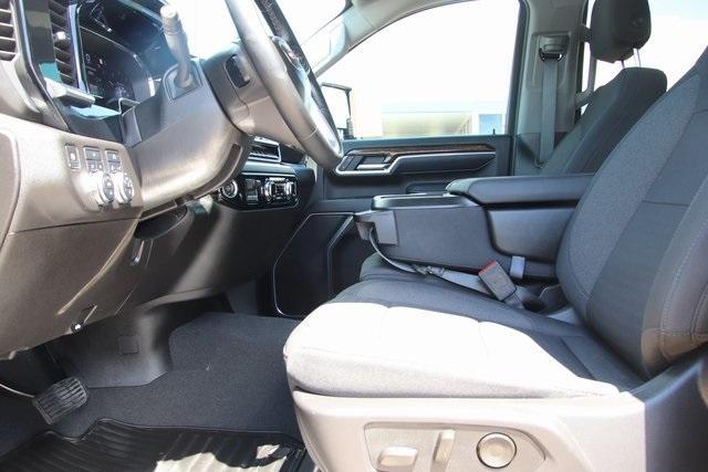 used 2025 GMC Sierra 2500 car, priced at $62,000