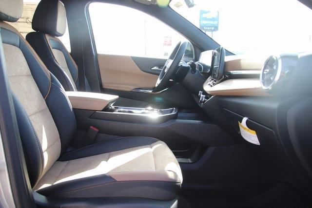 new 2026 Chevrolet Equinox car, priced at $35,665