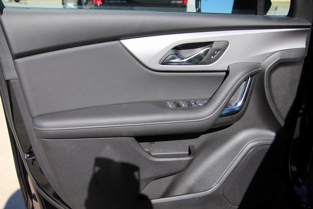 new 2025 Chevrolet Blazer car, priced at $37,485