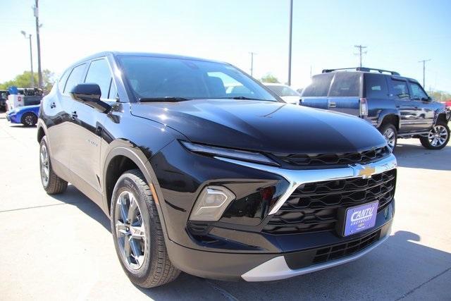 new 2025 Chevrolet Blazer car, priced at $37,485