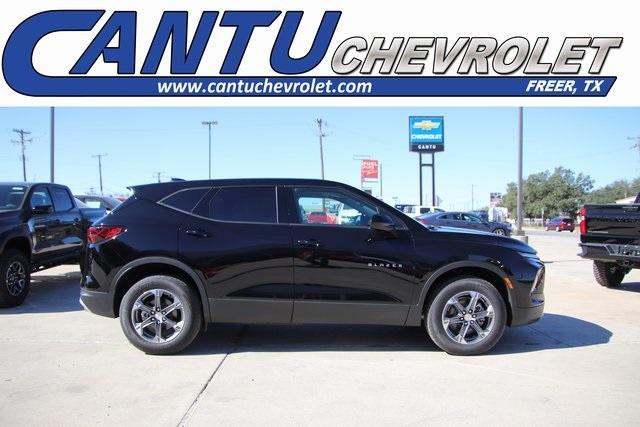 new 2025 Chevrolet Blazer car, priced at $37,485