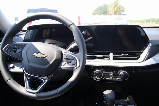 new 2025 Chevrolet Trax car, priced at $25,085