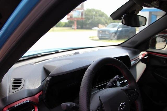 used 2025 Chevrolet TrailBlazer car, priced at $27,500