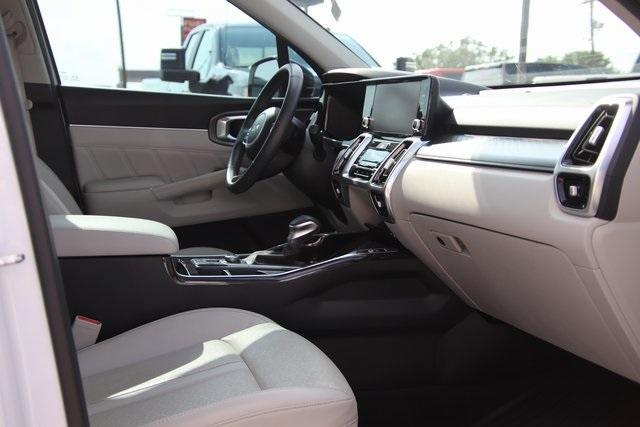 used 2023 Kia Sorento car, priced at $30,300