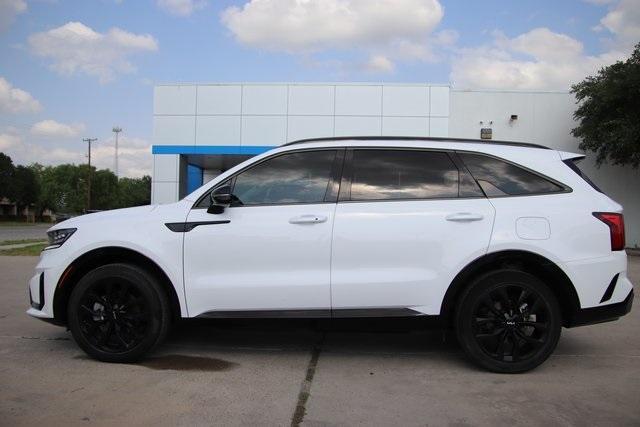 used 2023 Kia Sorento car, priced at $30,300