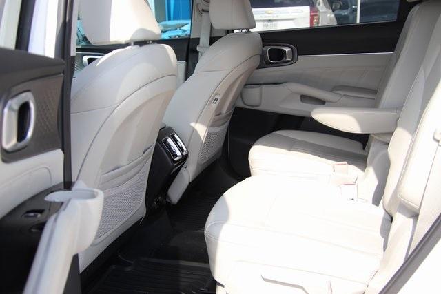 used 2023 Kia Sorento car, priced at $30,300