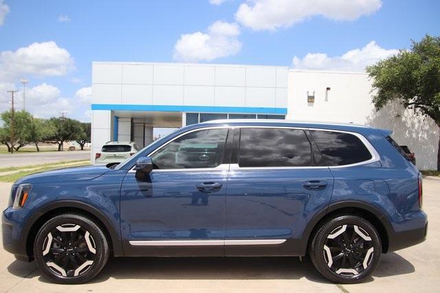used 2023 Kia Telluride car, priced at $35,000