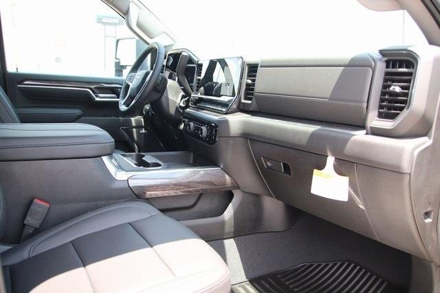 new 2025 Chevrolet Silverado 3500 car, priced at $86,165