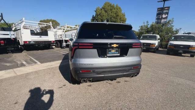 new 2024 Chevrolet Traverse car