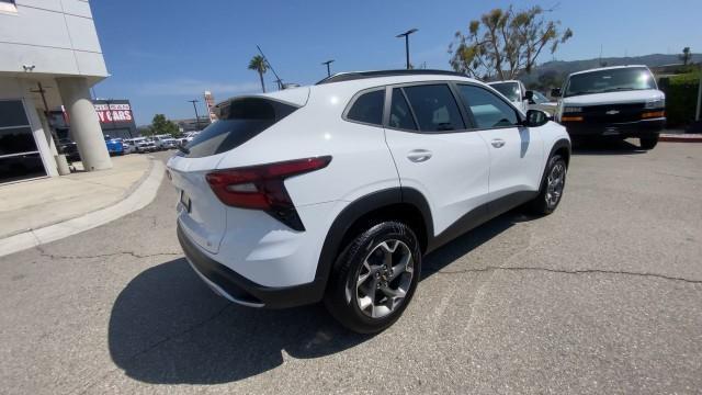 new 2025 Chevrolet Trax car, priced at $25,580