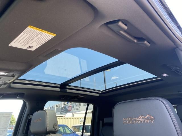 new 2025 Chevrolet Suburban car, priced at $91,980