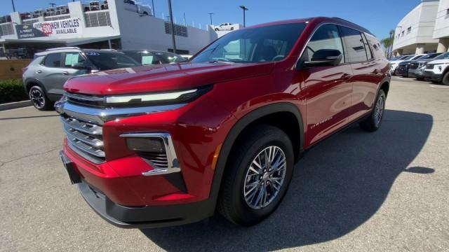 new 2025 Chevrolet Traverse car, priced at $42,997