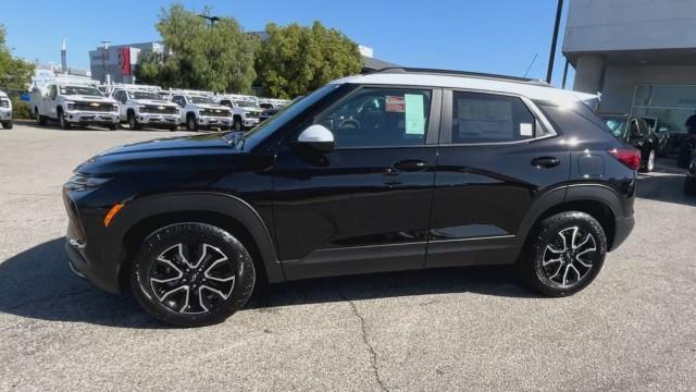 new 2025 Chevrolet TrailBlazer car, priced at $29,905