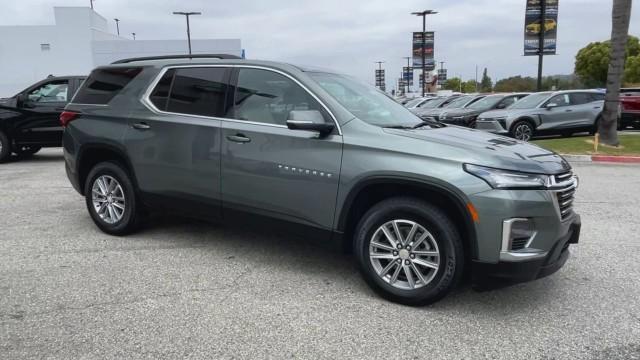 used 2022 Chevrolet Traverse car, priced at $29,495