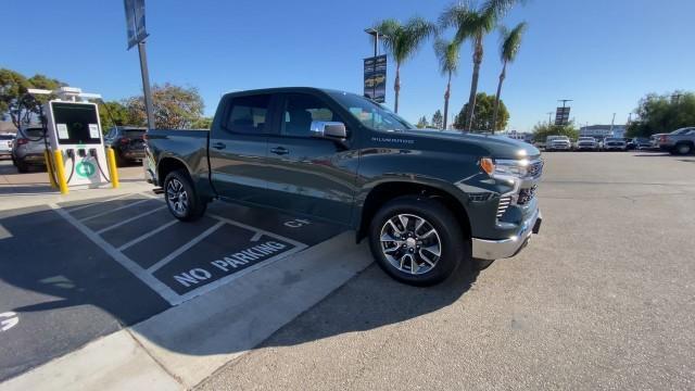 new 2025 Chevrolet Silverado 1500 car, priced at $55,995