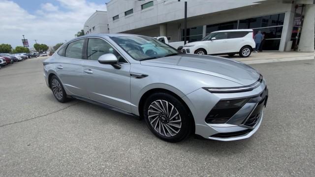 used 2024 Hyundai Sonata Hybrid car, priced at $24,895