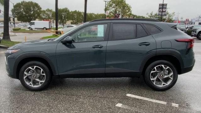 new 2026 Chevrolet Trax car, priced at $25,185