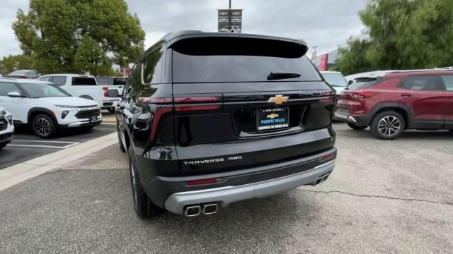 new 2024 Chevrolet Traverse car, priced at $46,065