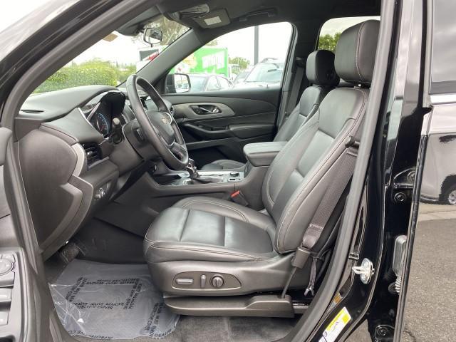 used 2023 Chevrolet Traverse car, priced at $29,595