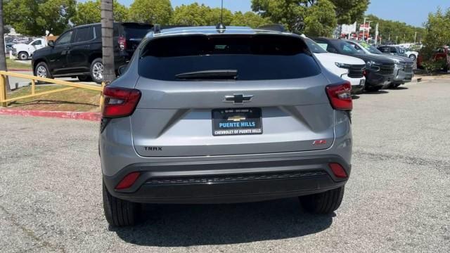 new 2025 Chevrolet Trax car, priced at $26,460