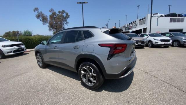used 2025 Chevrolet Trax car, priced at $21,995