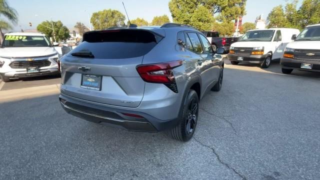 new 2025 Chevrolet Trax car, priced at $26,285