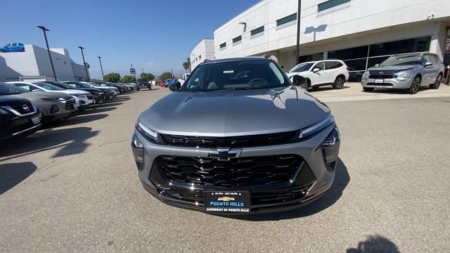 new 2025 Chevrolet Trax car, priced at $26,185