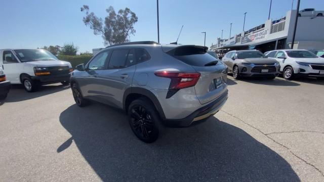 new 2025 Chevrolet Trax car, priced at $26,185