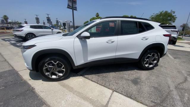 new 2025 Chevrolet Trax car, priced at $24,465