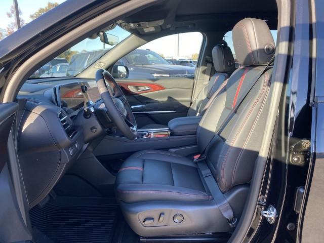 new 2026 Chevrolet Traverse car, priced at $59,715