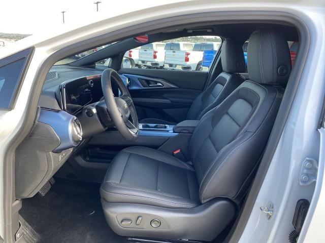 new 2025 Chevrolet Equinox EV car, priced at $43,985