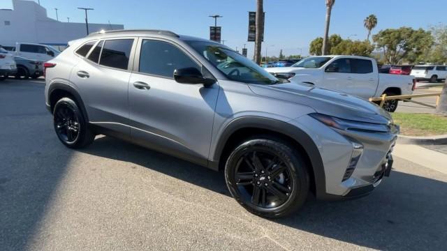 new 2025 Chevrolet Trax car, priced at $25,490