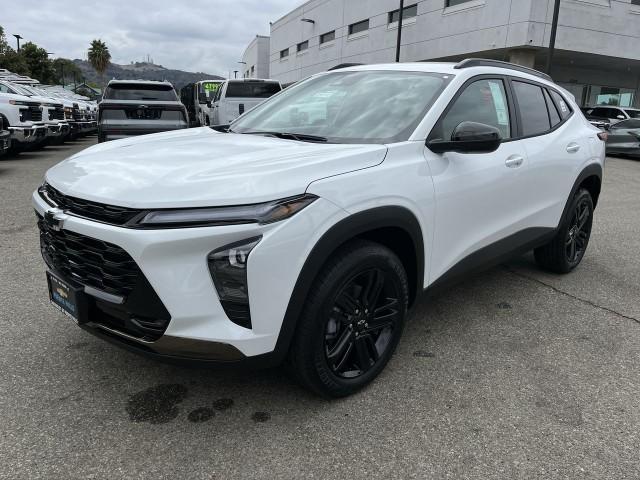 new 2025 Chevrolet Trax car, priced at $26,285