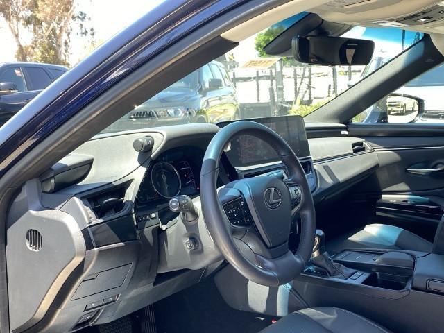 used 2022 Lexus ES 300h car, priced at $33,895