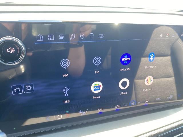 new 2025 Chevrolet Traverse car, priced at $45,764