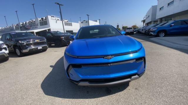 new 2025 Chevrolet Equinox EV car, priced at $49,990