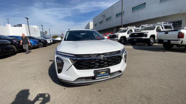 new 2025 Chevrolet Trax car, priced at $24,755