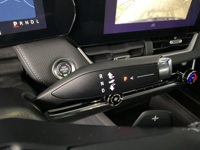 new 2025 Chevrolet Equinox car, priced at $30,380