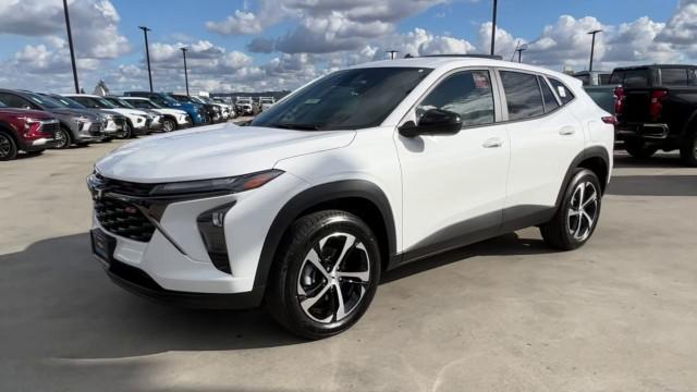 new 2024 Chevrolet Trax car