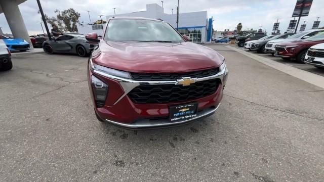 new 2025 Chevrolet Trax car, priced at $25,275