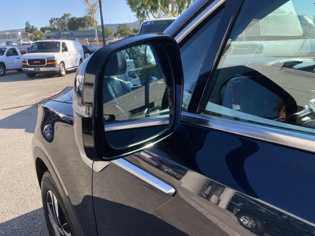 used 2022 Kia Sorento Plug-In Hybrid car, priced at $25,995