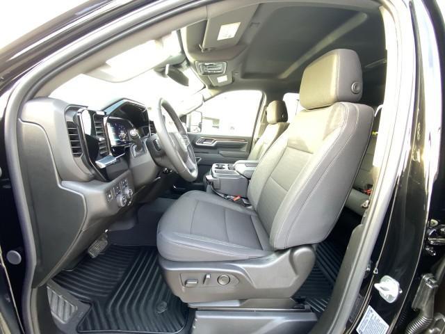 new 2025 Chevrolet Silverado 2500 car, priced at $61,997
