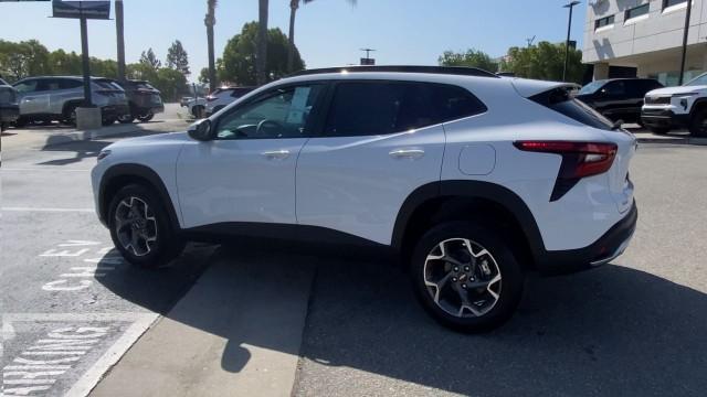 new 2025 Chevrolet Trax car, priced at $24,190